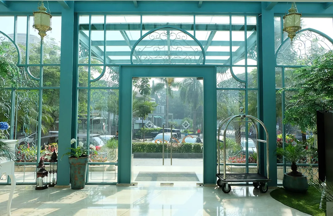 Noor Hotel-1