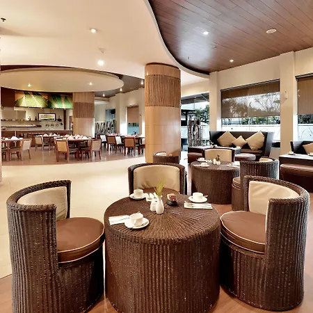 Banana Inn By Kagum Hotels-2