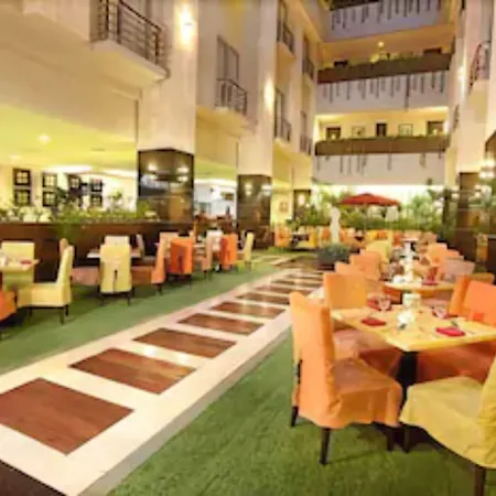 Golden Flower By Kagum Hotels-3